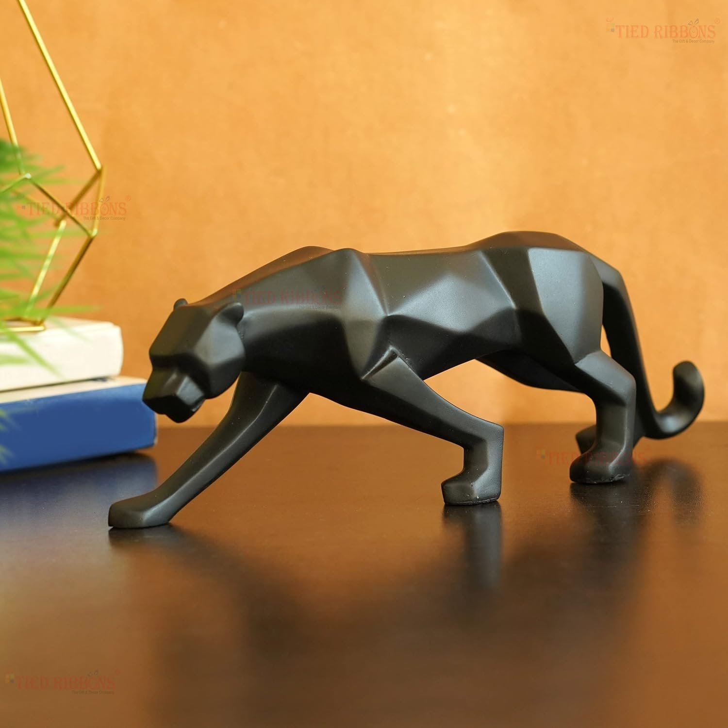 Black Panther Jaguar Sculpture Action Showpiece Animal Figurines Decorative Item For Home Dcor Living Room Bedroom Table Top Decoration