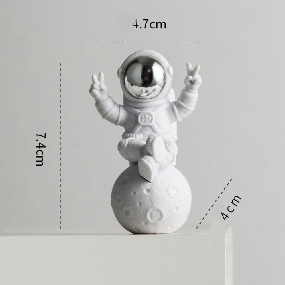 Cute Outer Space Astronaut Figurine Action Figure Statue Astronaut Figurine Home Decor,Desk Decor